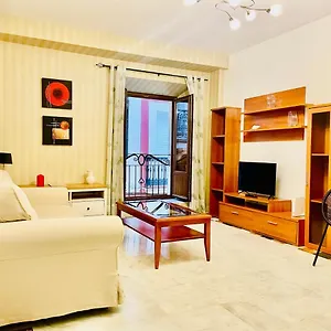 Apartamento Click Entrecatedrales, Sevilla